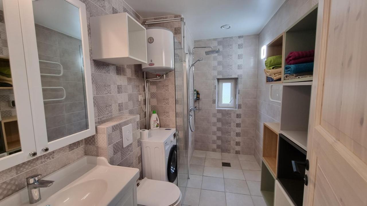 Mustvee Puhkemaja Villa Bagian luar foto