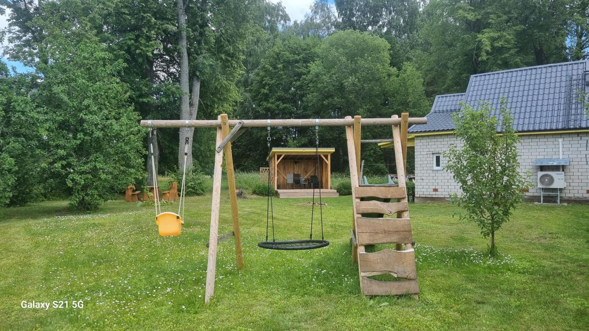 Mustvee Puhkemaja Villa Bagian luar foto